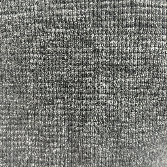 NWT American Eagle Men’s Longsleeve - Picture 4 of 4